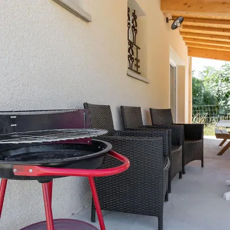 Holiday home Simplistic Holiday In Saint Alban D'auriolles With Pool Saint Alban Auriolles